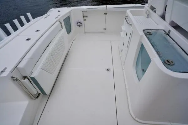 Stamas Aventura 33t Yacht Photos Pics 