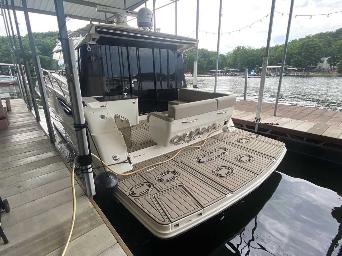2015 Sea Ray 47 