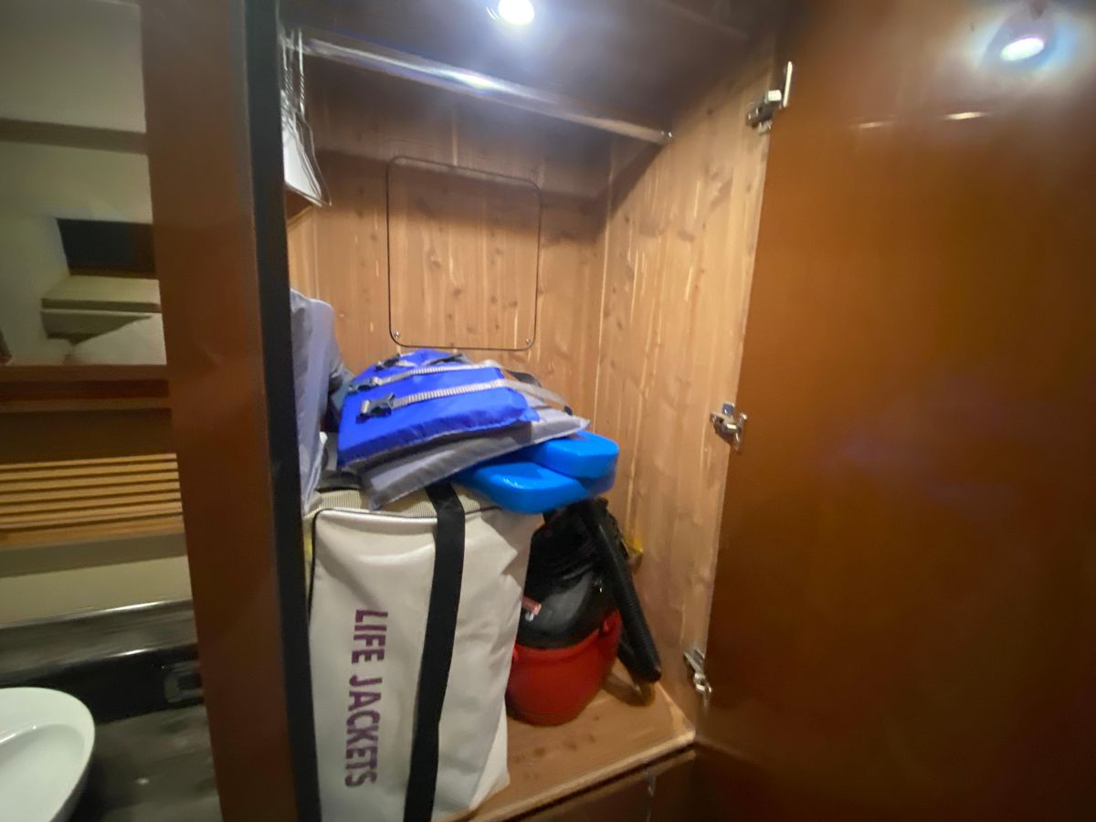 2015 Sea Ray 47 