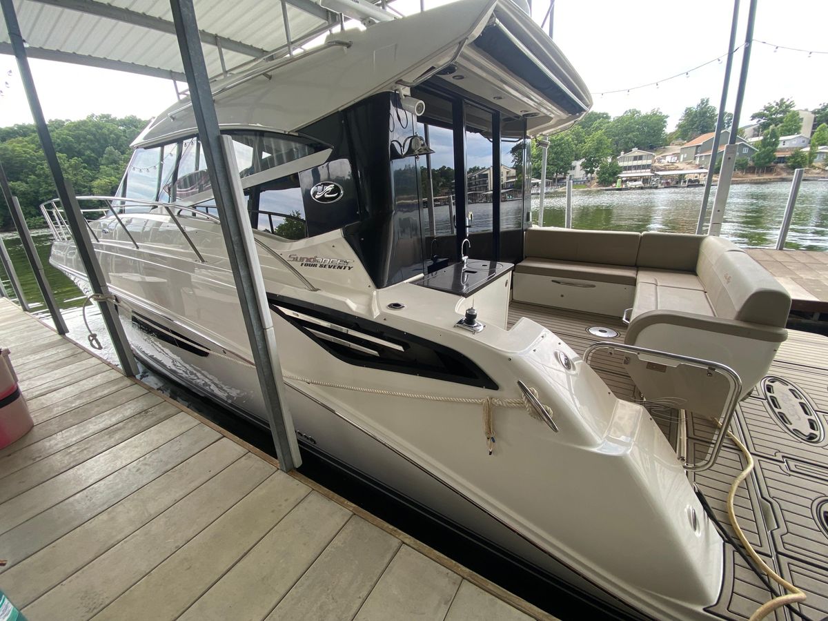 2015 Sea Ray 47 