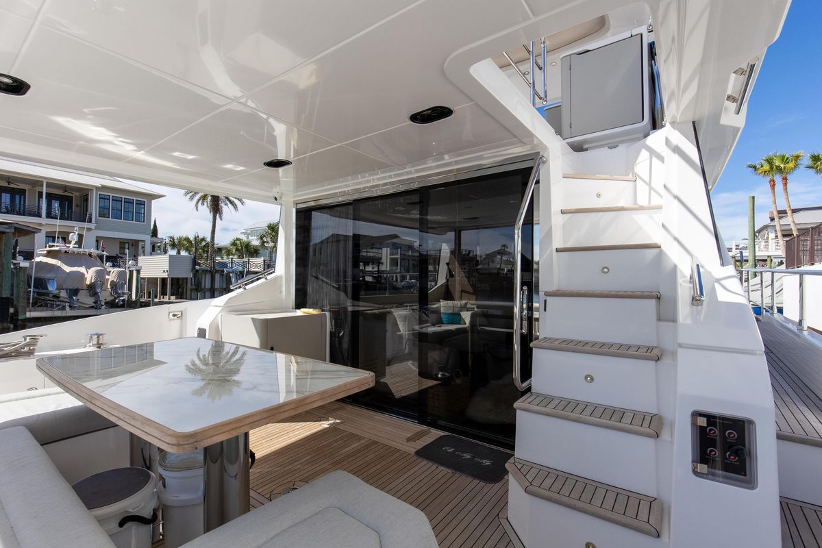 2020 Azimut 60 