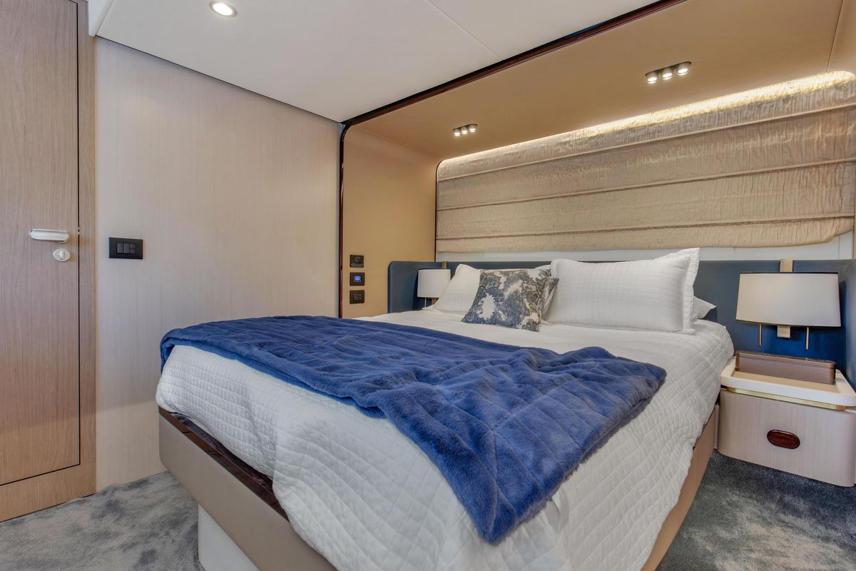 2020 Azimut 60 