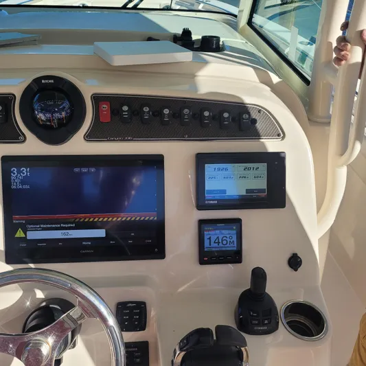 Four Palms Yacht Photos Pics 