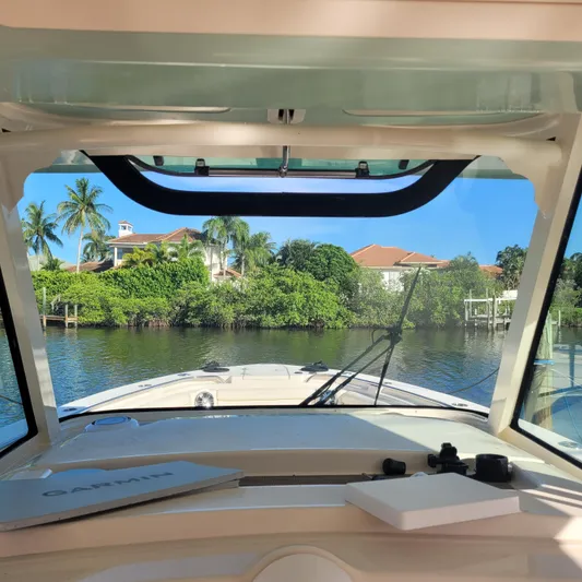 Four Palms Yacht Photos Pics 