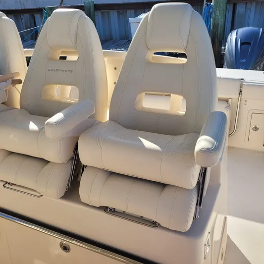 Four Palms Yacht Photos Pics 