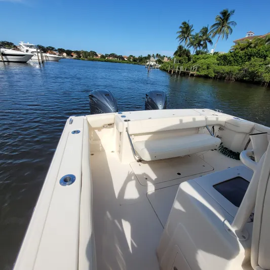 Four Palms Yacht Photos Pics 