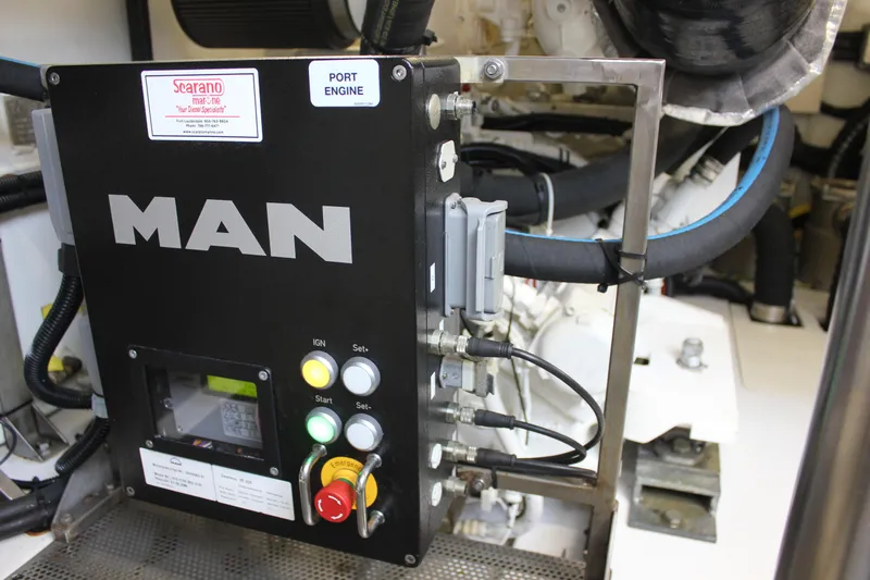 Pangea 3 Yacht Photos Pics 