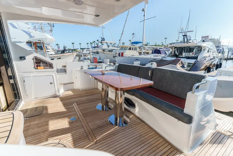 Pangea 3 Yacht Photos Pics 