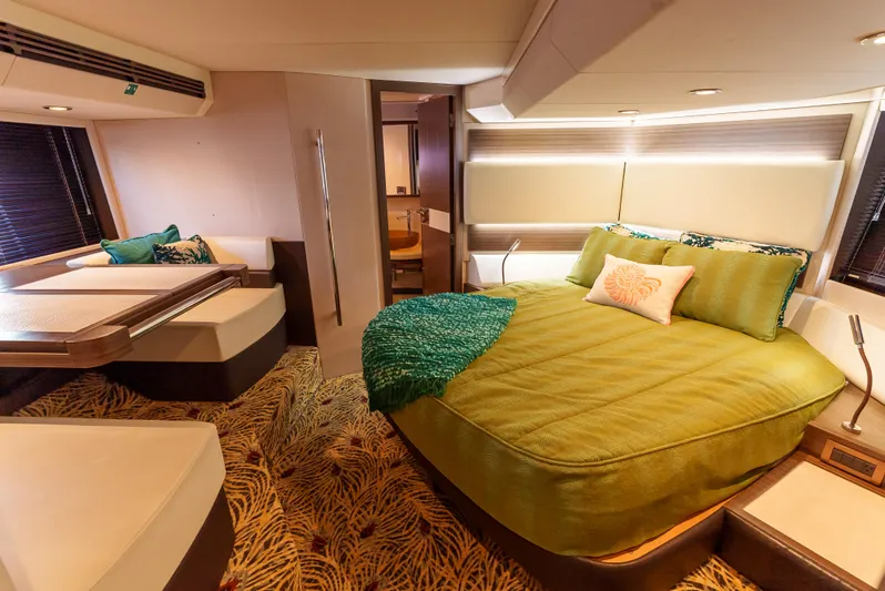 Pangea 3 Yacht Photos Pics 