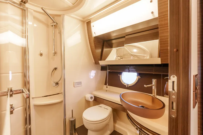 Pangea 3 Yacht Photos Pics 