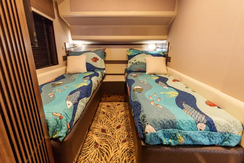 Pangea 3 Yacht Photos Pics 