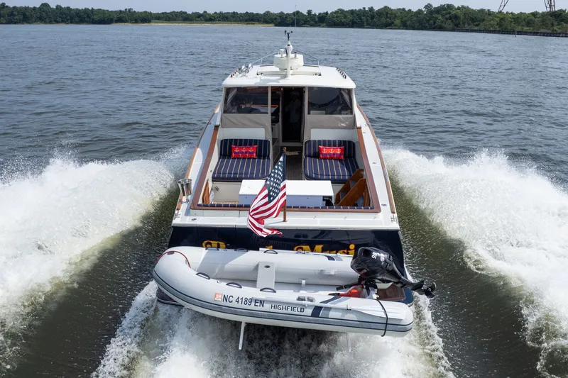 Beach Music Yacht Photos Pics 