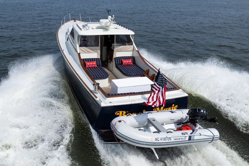 Beach Music Yacht Photos Pics 