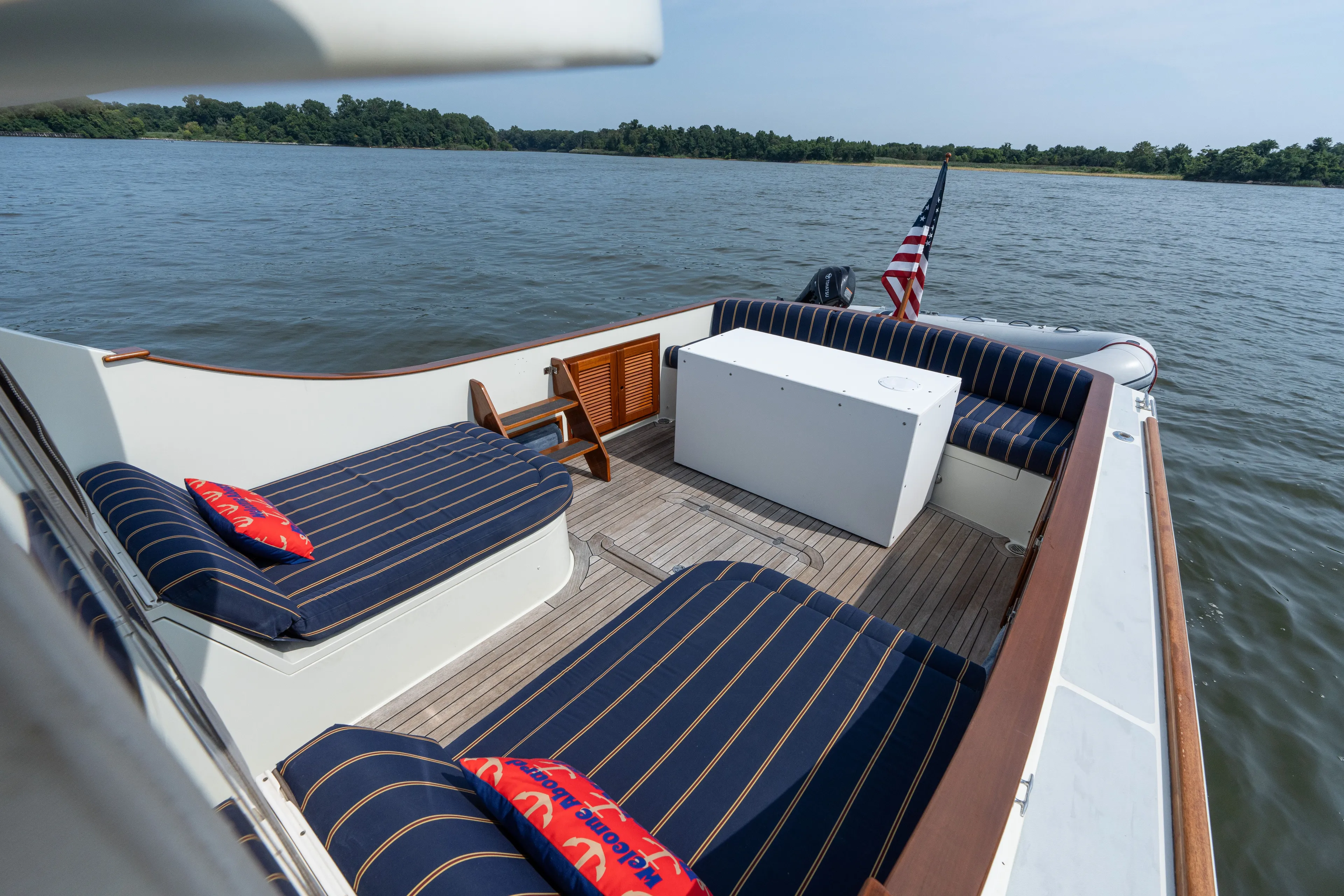 Beach Music Yacht Photos Pics 