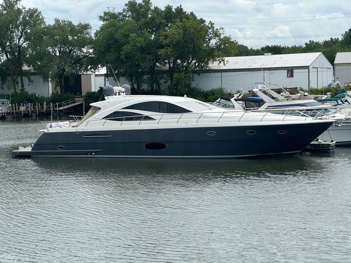 2007 Uniesse 70 