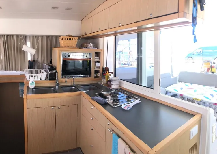  Yacht Photos Pics IMG_5500.jpeg