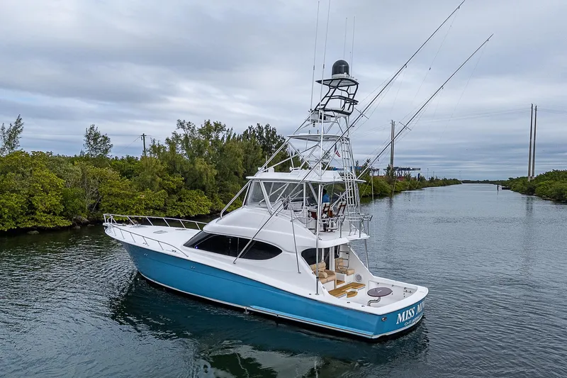 Miss Minks Yacht Photos Pics 