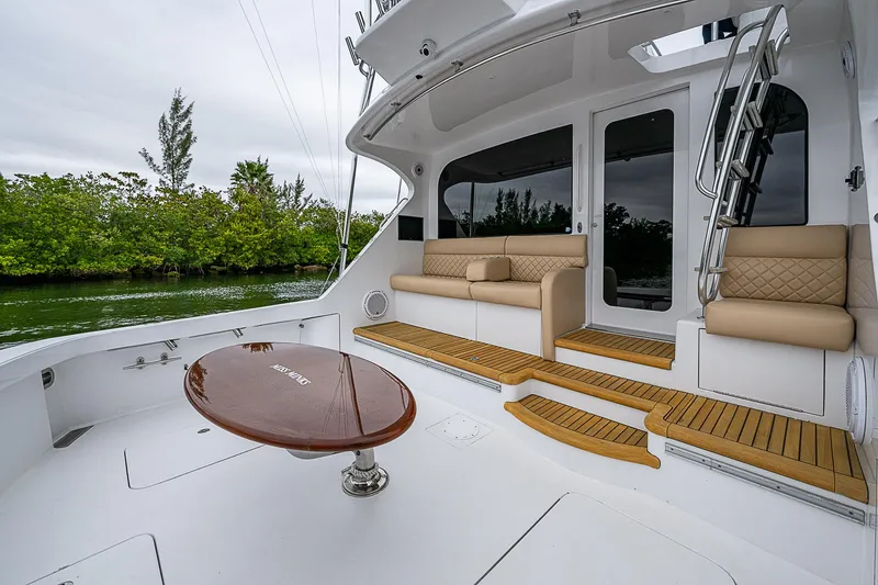 Miss Minks Yacht Photos Pics 