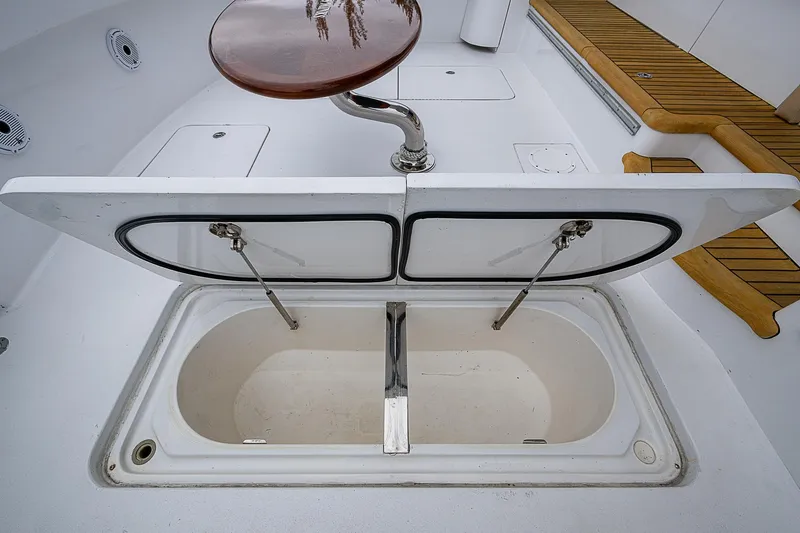 Miss Minks Yacht Photos Pics 