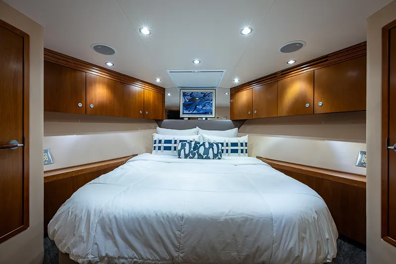 Miss Minks Yacht Photos Pics 