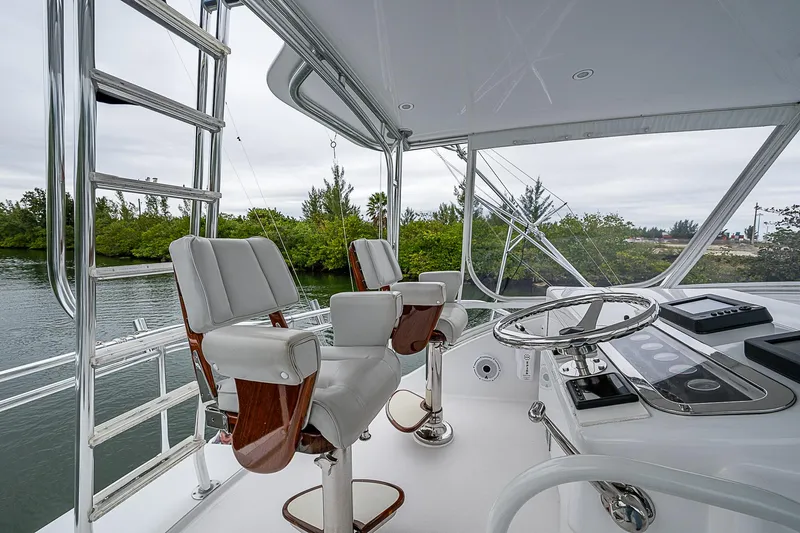 Miss Minks Yacht Photos Pics 