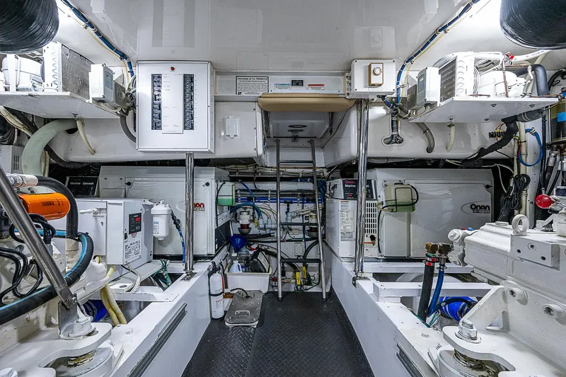 Miss Minks Yacht Photos Pics 