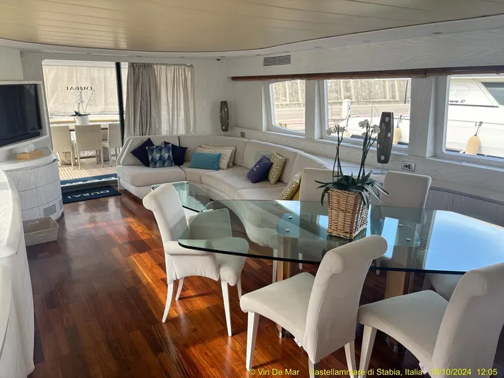 Dubai Yacht Photos Pics 