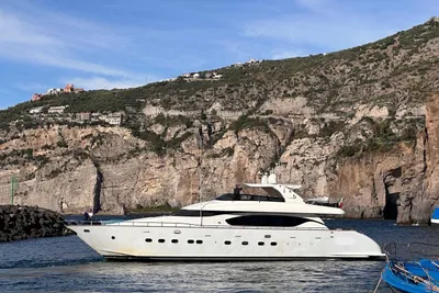 Maiora 24 S