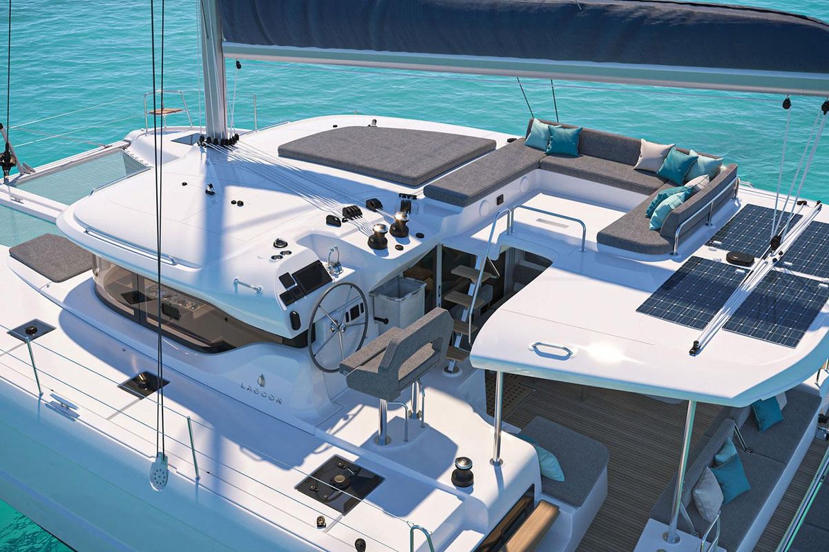 2025 Lagoon 43 
