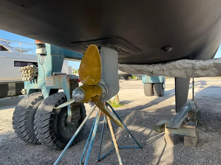 Halcyon Yacht Photos Pics 