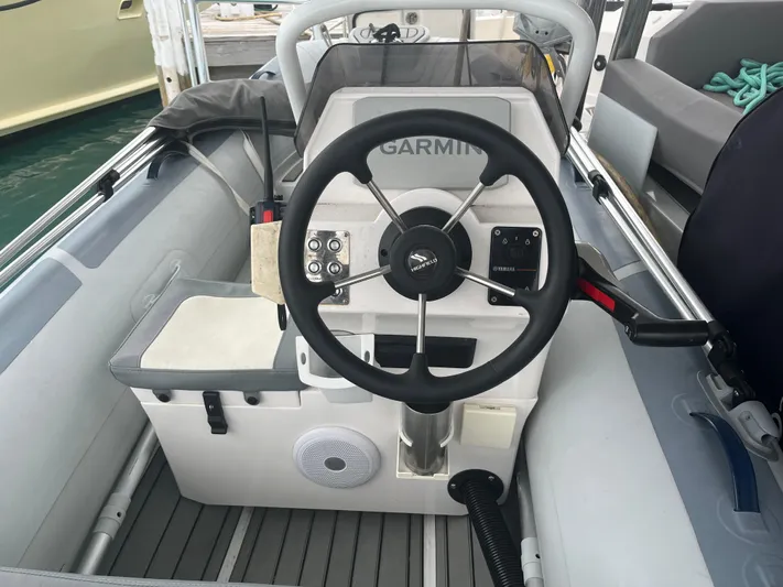 Halcyon Yacht Photos Pics 