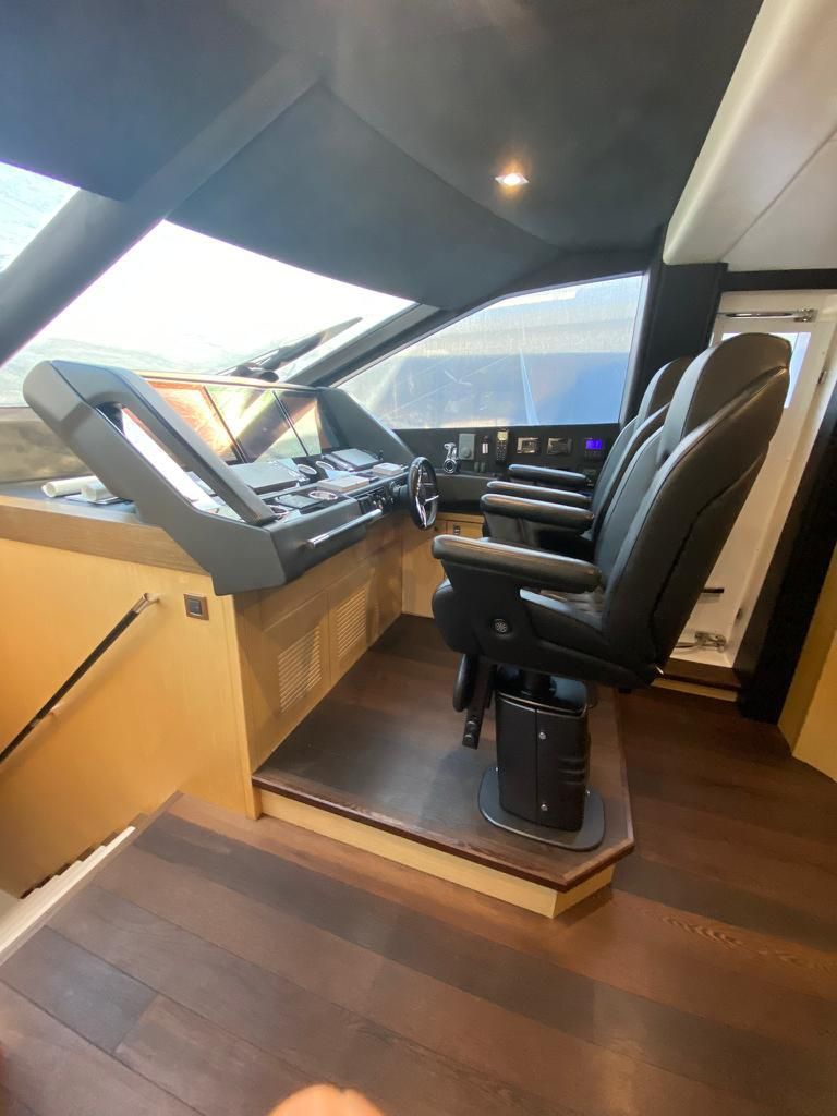 2016 Sunseeker 86 