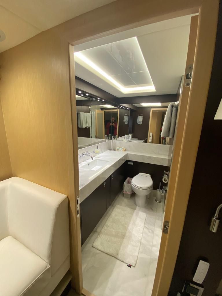 2016 Sunseeker 86 