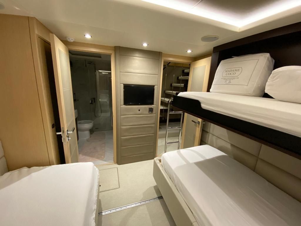 2016 Sunseeker 86 