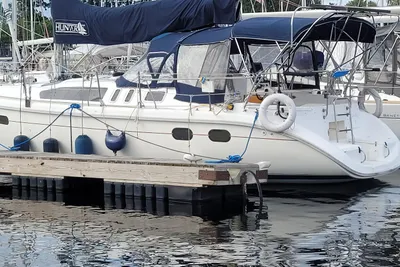 Hunter 376