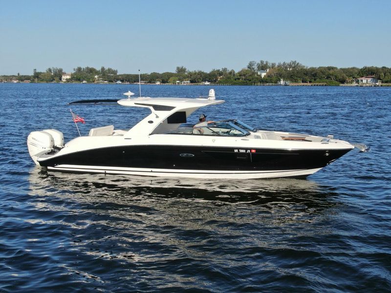 2021 Sea Ray 350 SLX OB