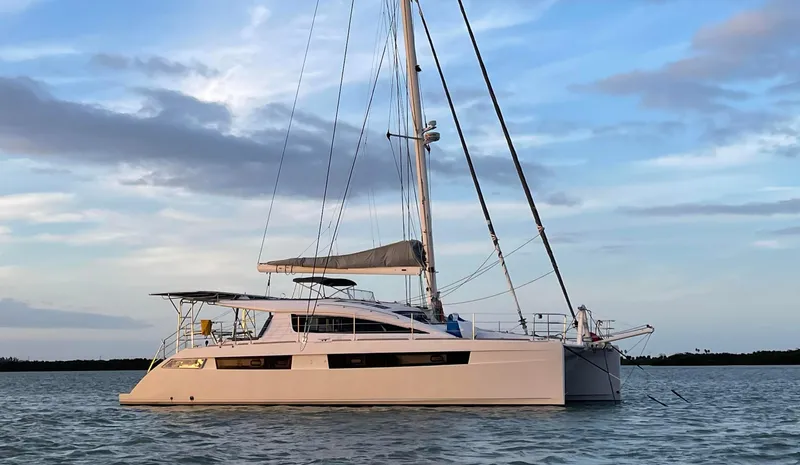 Halcyon Yacht Photos Pics 