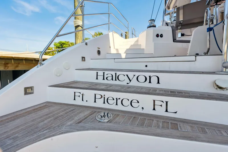 Halcyon Yacht Photos Pics 