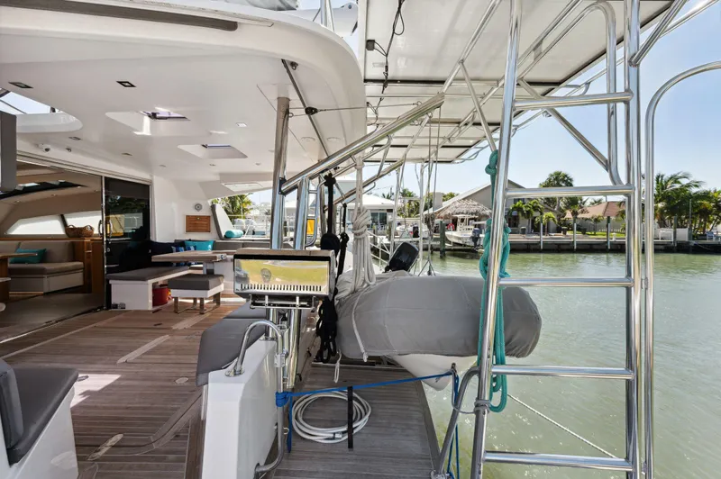 Halcyon Yacht Photos Pics 