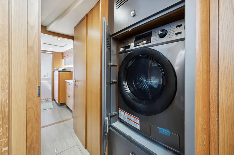 Halcyon Yacht Photos Pics 