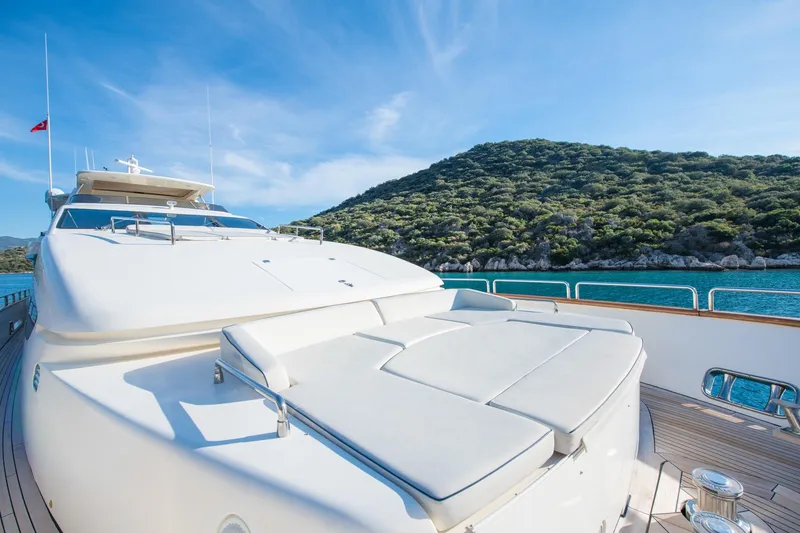 La Rubia Yacht Photos Pics Luxurious 2011 Azimut La Rubia yacht with sun deck, cruising near scenic coastline.