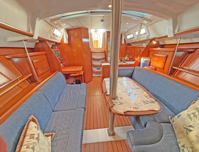 Roops Yacht Photos Pics 