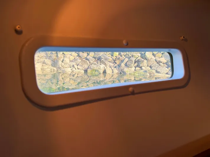 Roops Yacht Photos Pics 