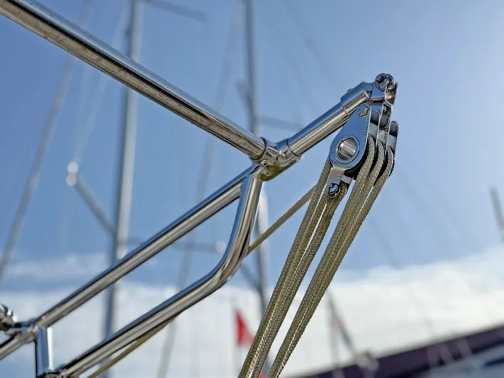 Roops Yacht Photos Pics 