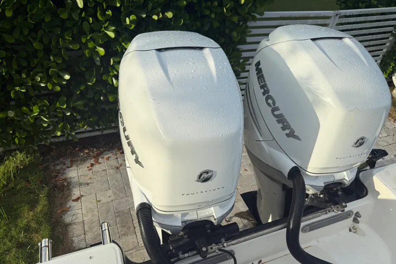  Yacht Photos Pics Twin Mercury outboard engines on a 2011 Boston Whaler 285 Conquest boat.