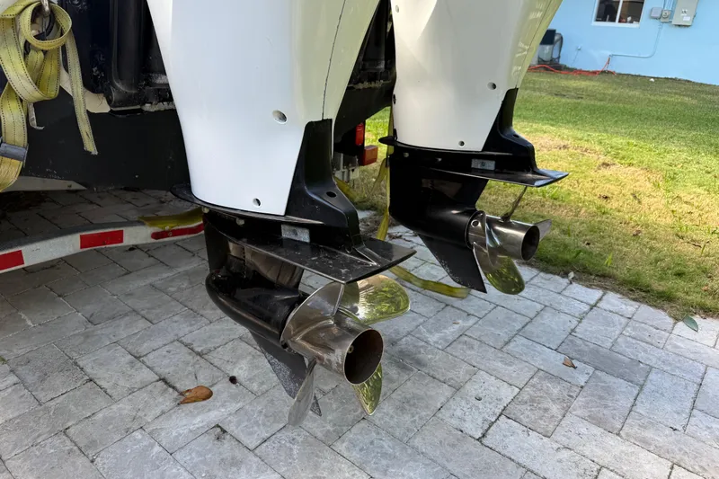  Yacht Photos Pics Twin outboard motors on a 2011 Boston Whaler 285 Conquest boat.