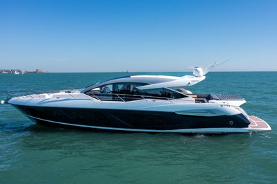 Sunseeker Predator 74