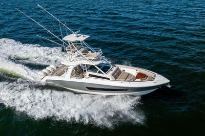 Yacht