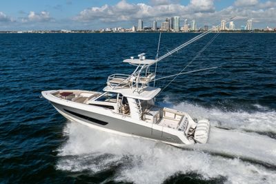 Yacht