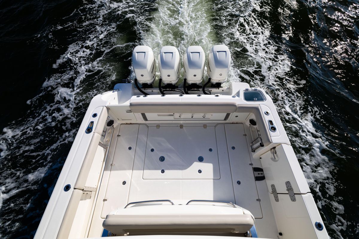 2021 Boston Whaler 42 
